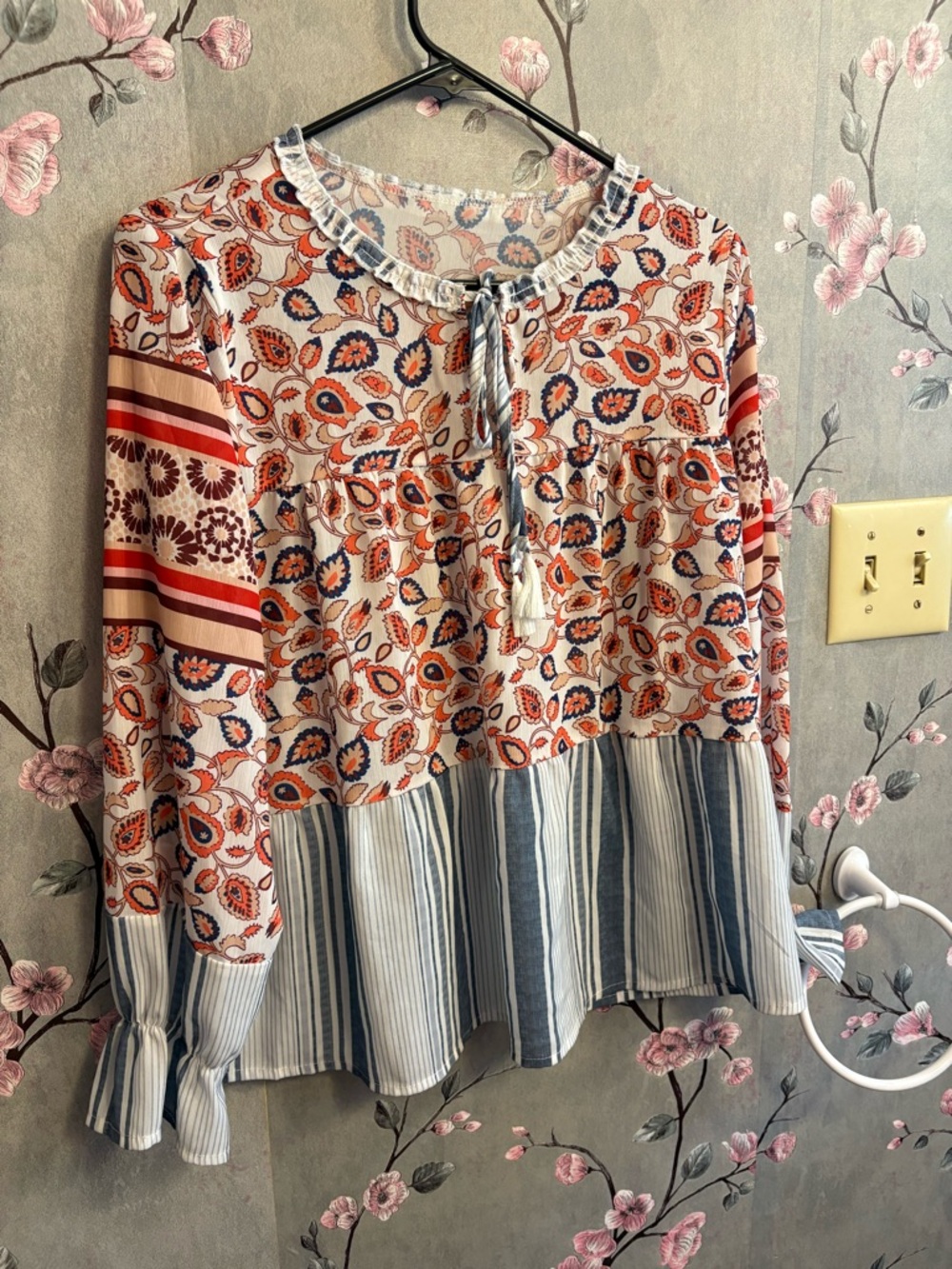 Boho Floral Tie-Neck Peasant Blouse in Cream and Blue
